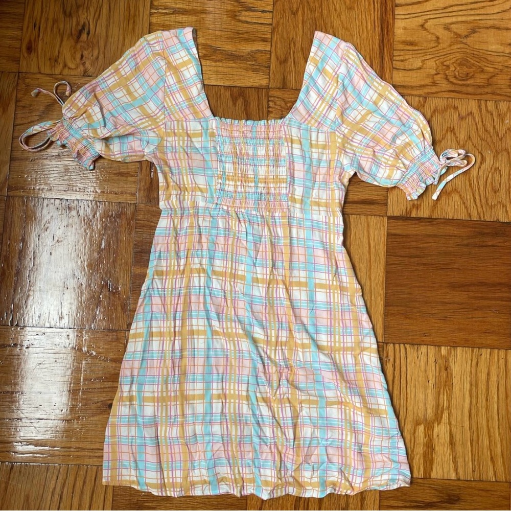 Arnhem spring dress - Picture 2 of 3